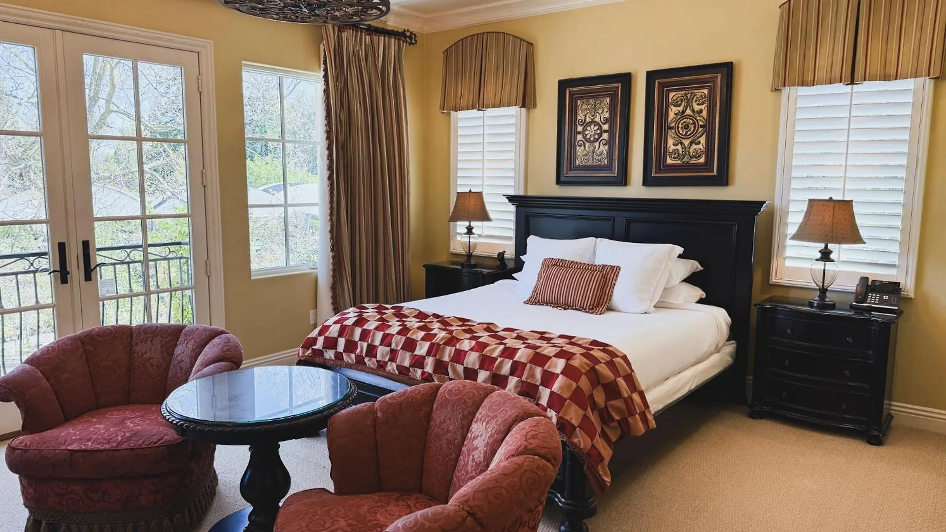 Villa Arden Hills Sacramento