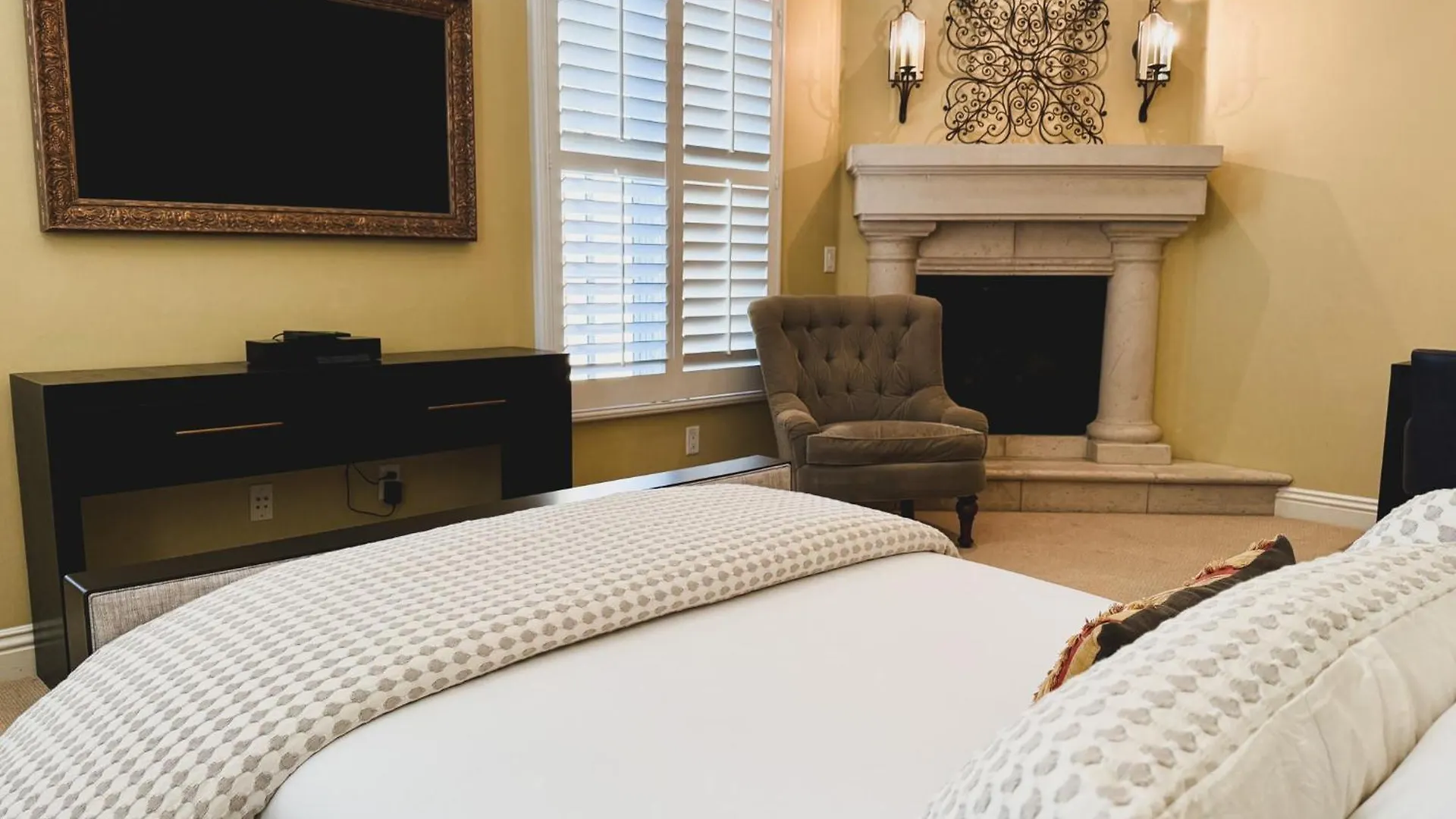 Villa Arden Hills Sacramento Bed & Breakfast