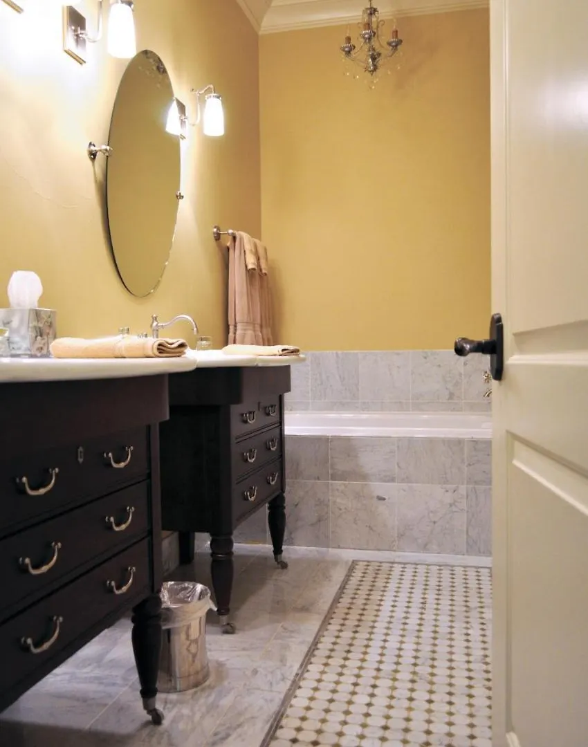 Villa Arden Hills Sacramento